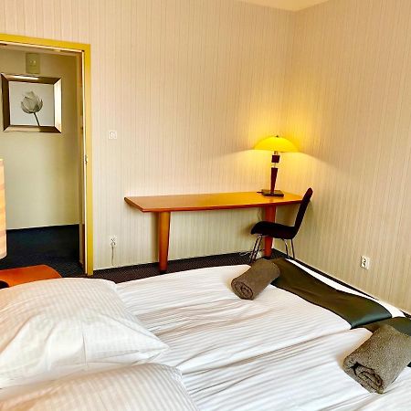 Las Slupski Premium Business Apartament Nr 7 Wifi Netflix Smart Tv50 Two Bedrooms Two Extra Large Double Beds Up To 6 People Full Pleasure Quality Stay (Adults Only) Extérieur photo